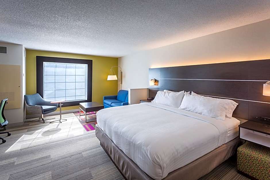 Holiday Inn Express Hotel & Suites Reading By IHG