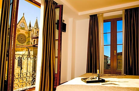 Double Room (Romantic Offer)