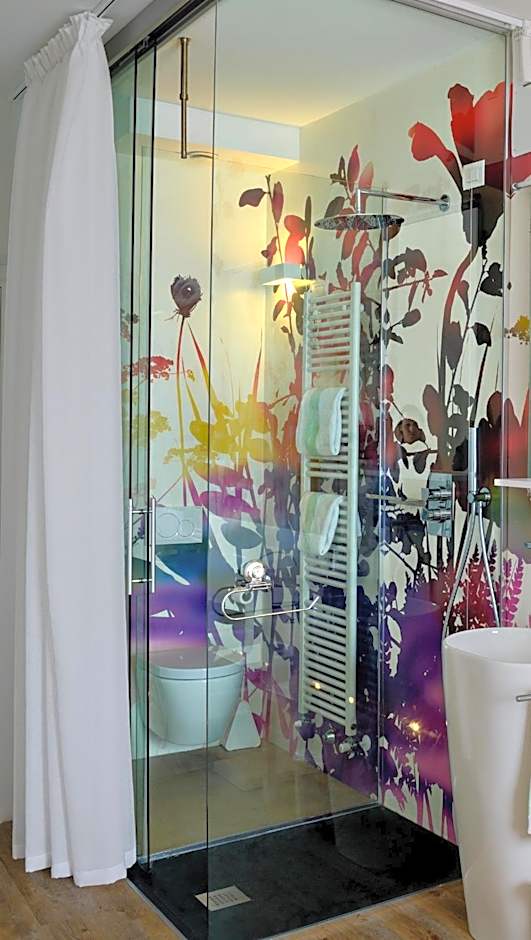 Hotel Baia Azzurra - Lake Front