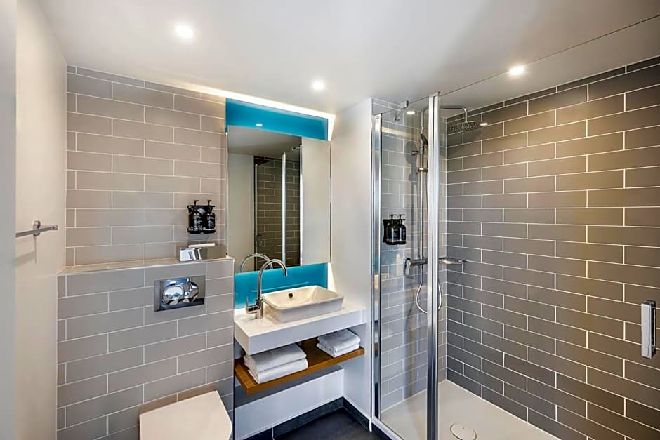 Holiday Inn Express Paris Poissy By IHG