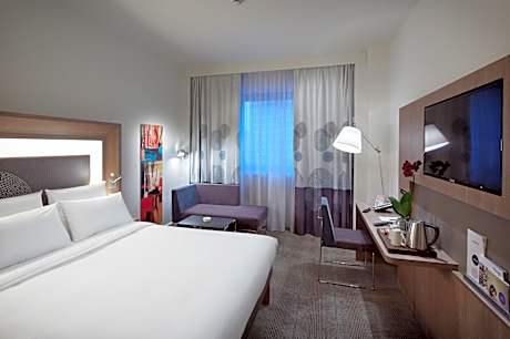 Superior Queen Suite with Sofa