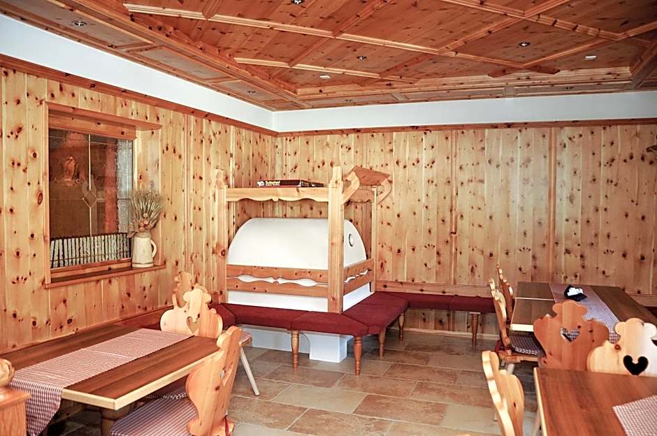 Berghotel zum Zirm