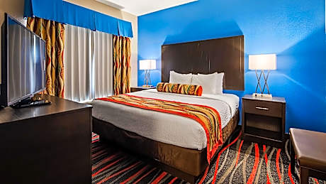 Suite 1 King Bed