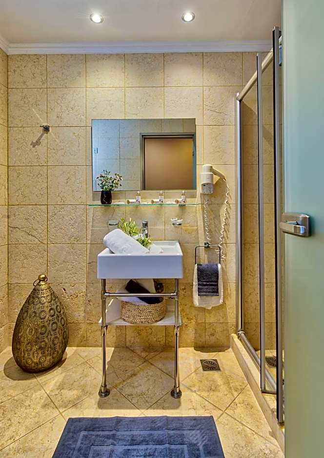 Porto Roma Seaside Studios