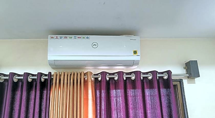 Hotel Sai Viraj Palace 