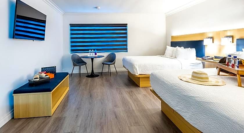 The Live Hotel
