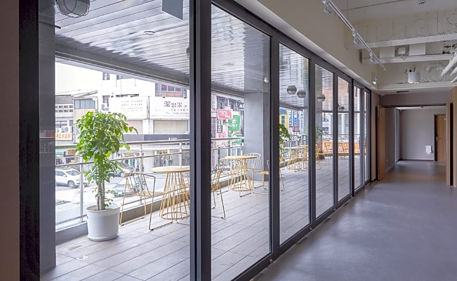 Orange Hotel - Wenhua Chiayi