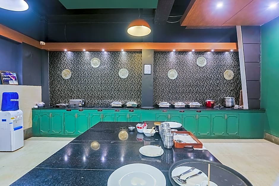 Max Hotels Prayagraj