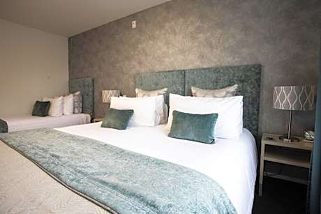 Two-Bedroom Suite