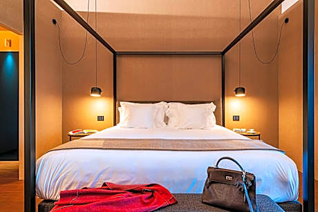 Suite with Garden View