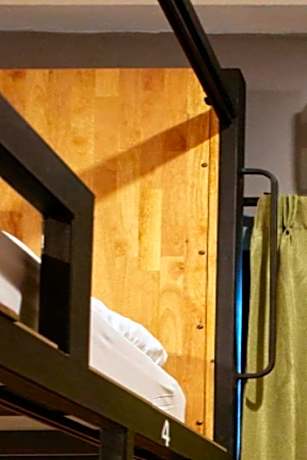 Bed in 6-Bed Mixed Dormitory Room