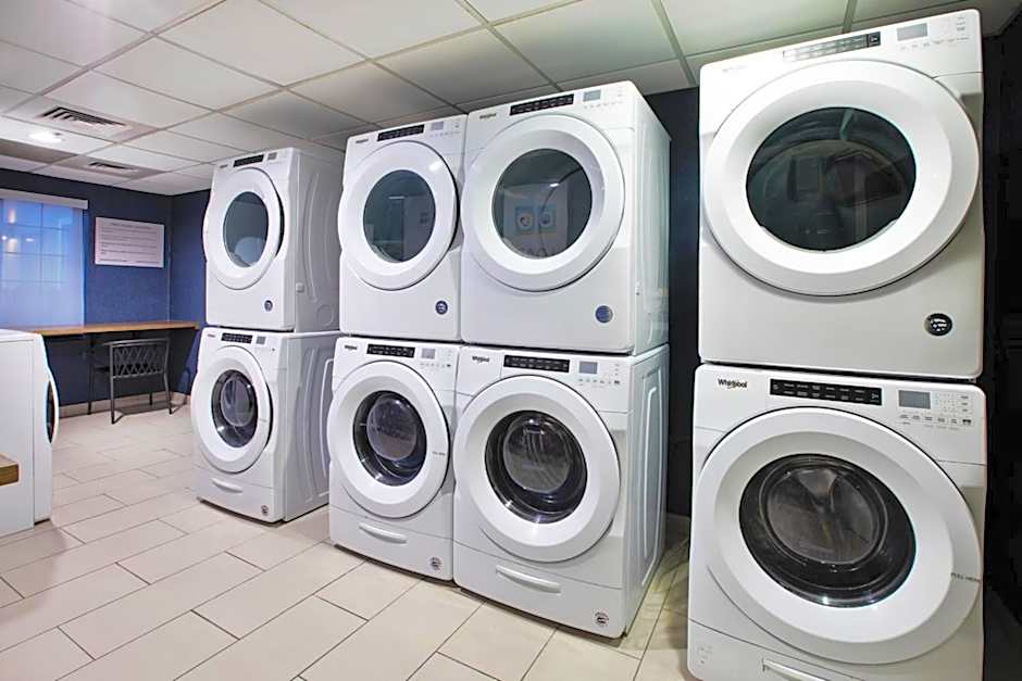 Staybridge Suites Omaha 80th and Dodge By IHG