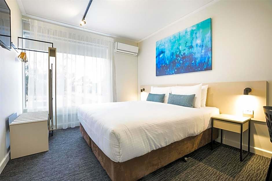 Nightcap at Playford Tavern