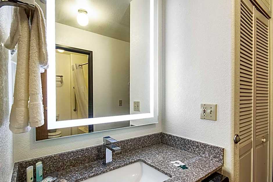 Quality Inn Dodge City