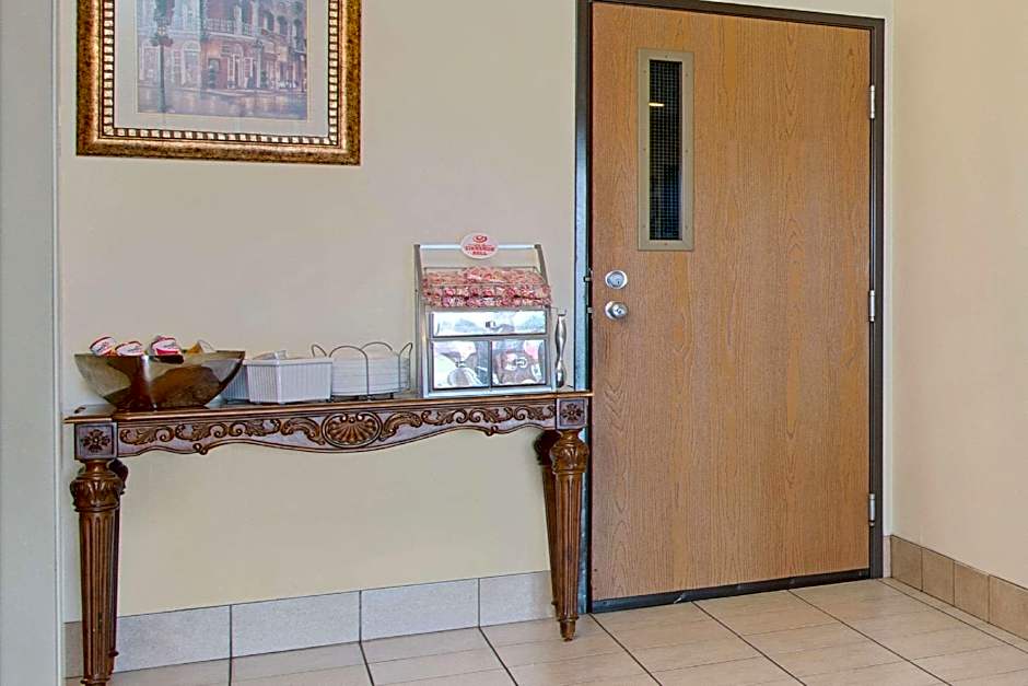 Super 8 by Wyndham Bonne Terre