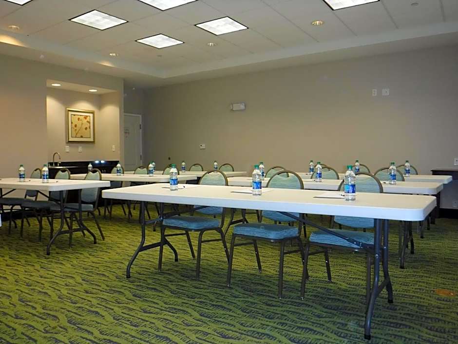 Holiday Inn Express West Jefferson By IHG