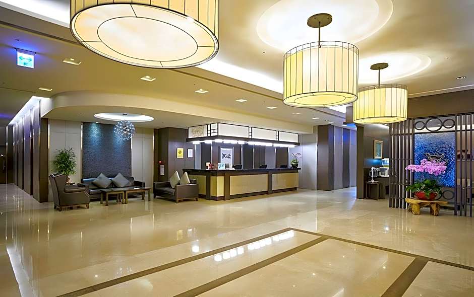 CHECK Inn Taichung LaiLai