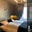 The Henry Self Check-In Guesthouse