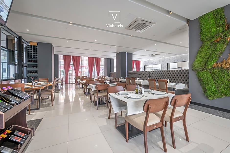 VH Eurostar Durres Hotel & Private Beach