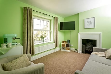 Rising Sun Pub, Restaurant and Rooms