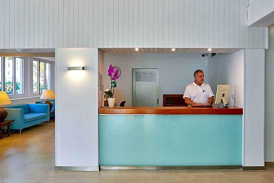 Gavimar Cala Gran Hotel and Apartments