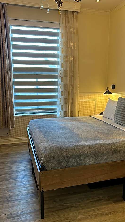 Photo 1 of 29 of Deluxe 1 King Bed Suite