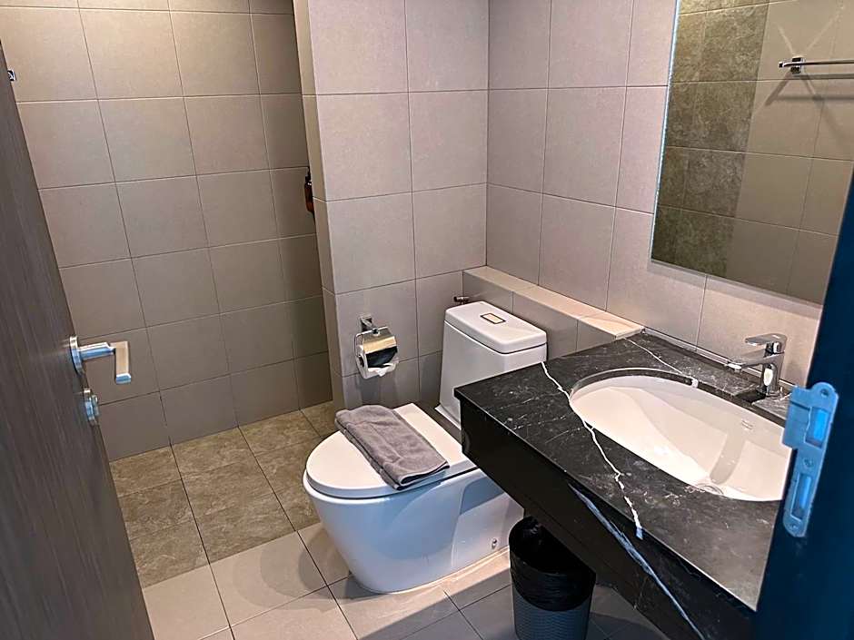 Kata Beach Poshtel Phuket