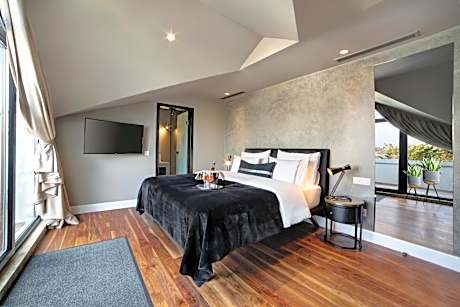 Double Room with Terrace