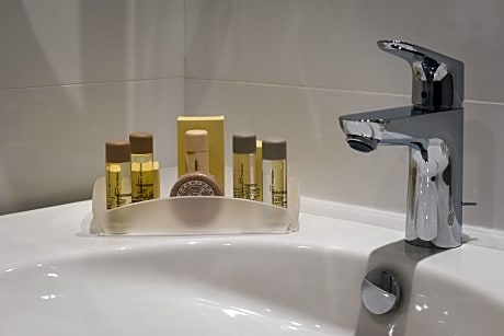 Classic Room, 1 Queen Bed