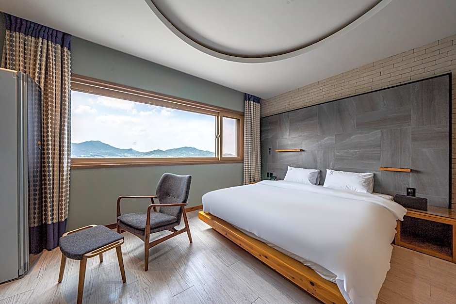 Jeongeup Labe Hotel