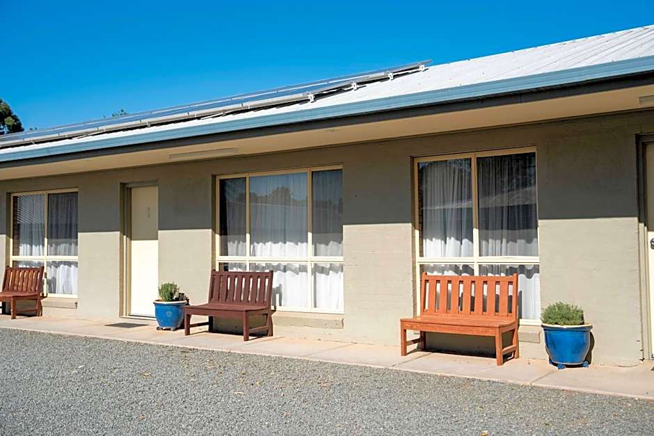 Sunrise Motel