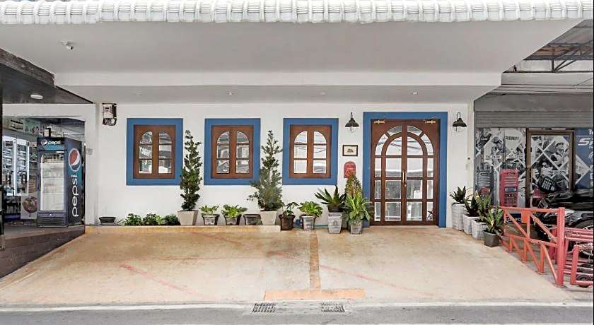 Hide and Seek Boutique Hometel