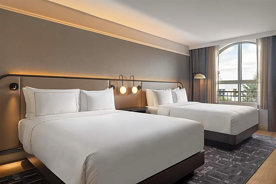 Hotel Vallea Bromont, Tapestry Collection by Hilton