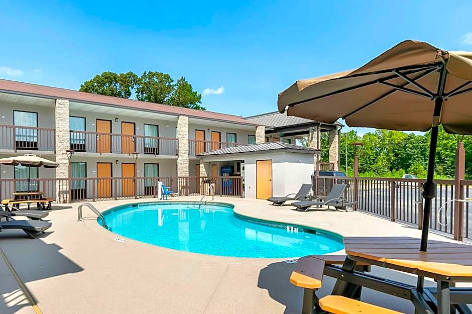 Quality Inn Commerce at I-85