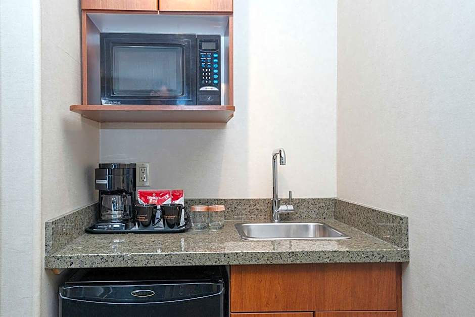 Sandman Hotel & Suites Calgary West