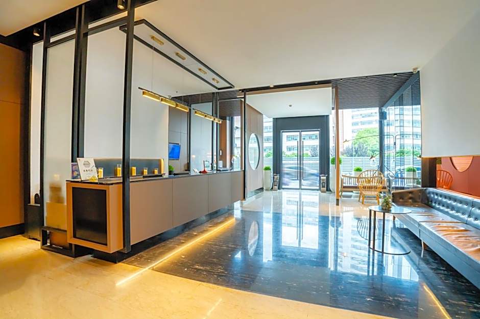 Yitel Hotel Shanghai Hongqiao Caohejing Hongmei Road Metro Station – Shanghai, DC