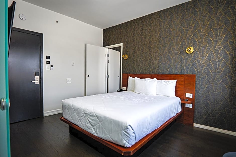 H Hotel