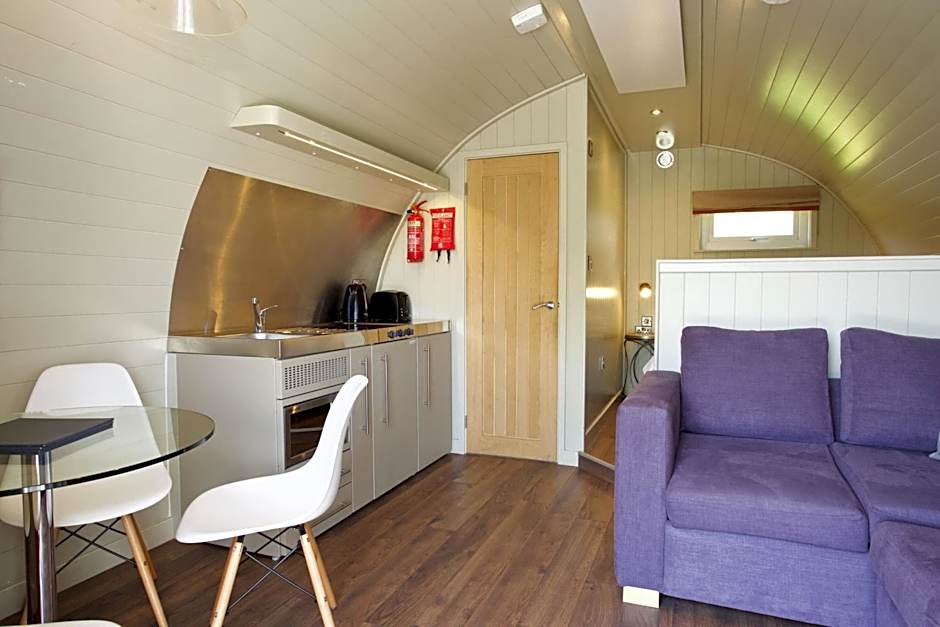 LOCH TAY HIGHLAND LODGES and GLAMPING PARK