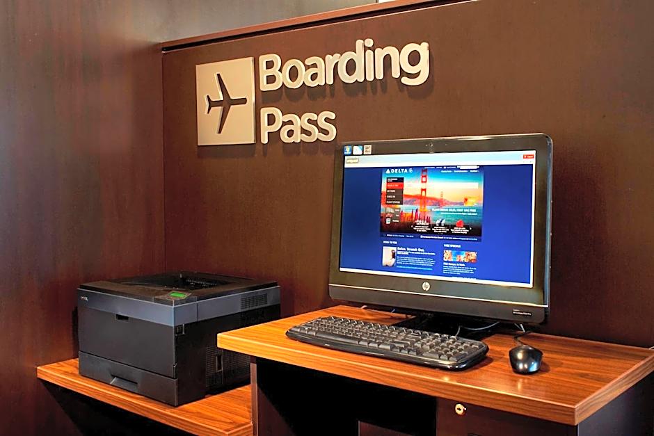Courtyard by Marriott Minneapolis-St. Paul Airport