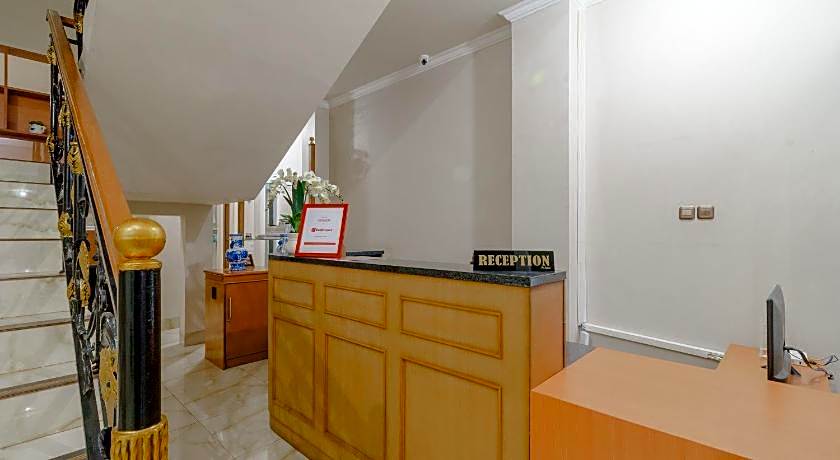 RedDoorz near Taman Makam Pahlawan Cikutra