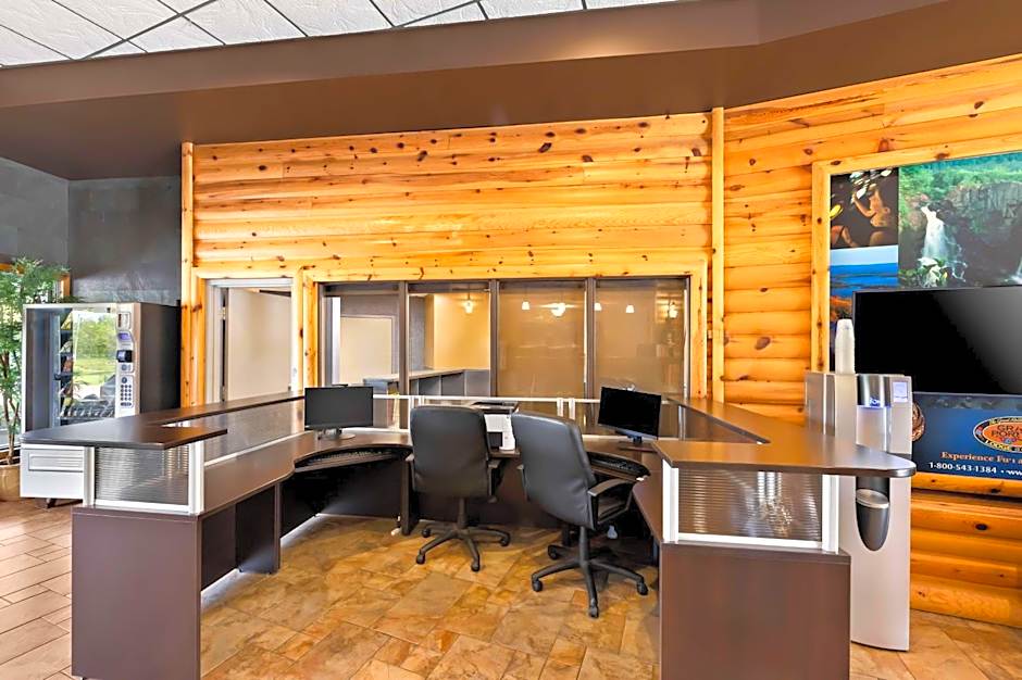 Best Western Plus NorWester Hotel & Conference Centre