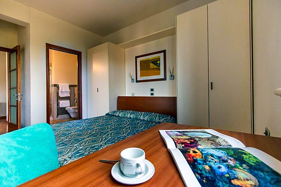 Verdeluna ApartHotel