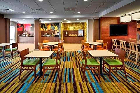Fairfield Inn & Suites by Marriott Alexandria