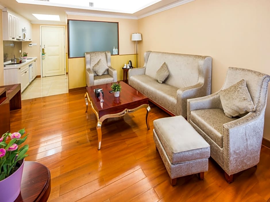 Grand Eastern International Apartment