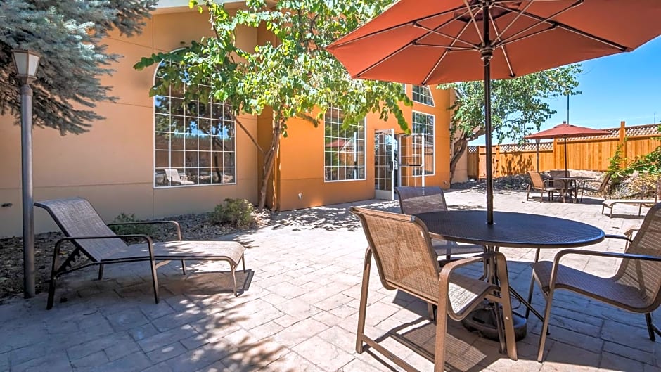 Best Western Plus Caldwell Inn & Suites