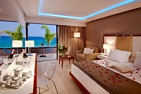 Superior Double or Twin Room with Sea View (3 Adults)