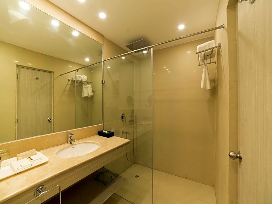 Golden Tulip Salt Lake City Kolkata