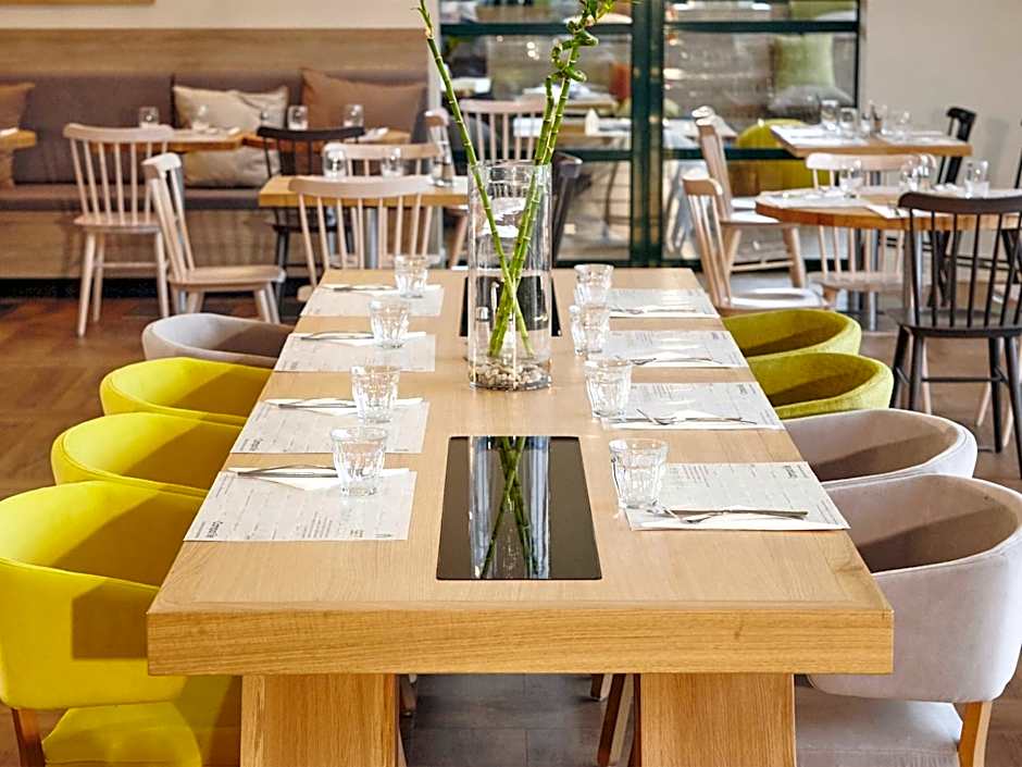 Campanile Poitiers - Site du Futuroscope