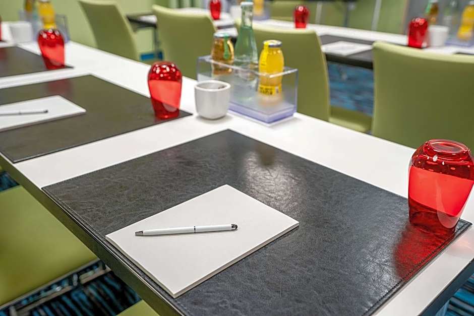 Hey Lou Hotel Frankfurt Airport