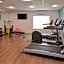 Holiday Inn Express & Suites Omaha - 120th and Maple By IHG